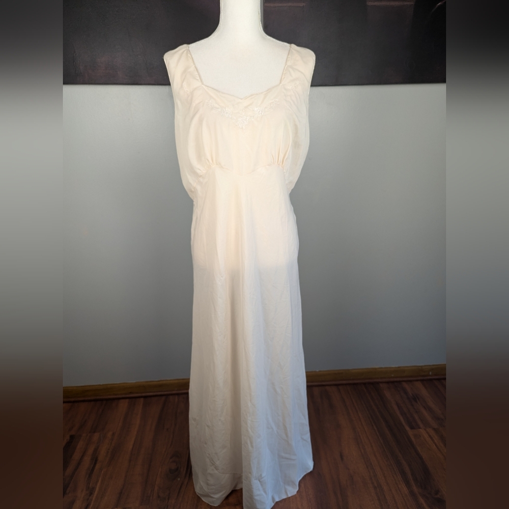Vintage off white maxi lingerie dress - Picture 2 of 7